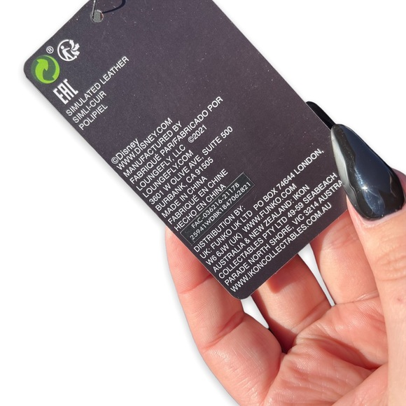 Loungefly Disney Mickey Mouse Halloween Treats
Mini Backpack NWT - Picture 5 of 6